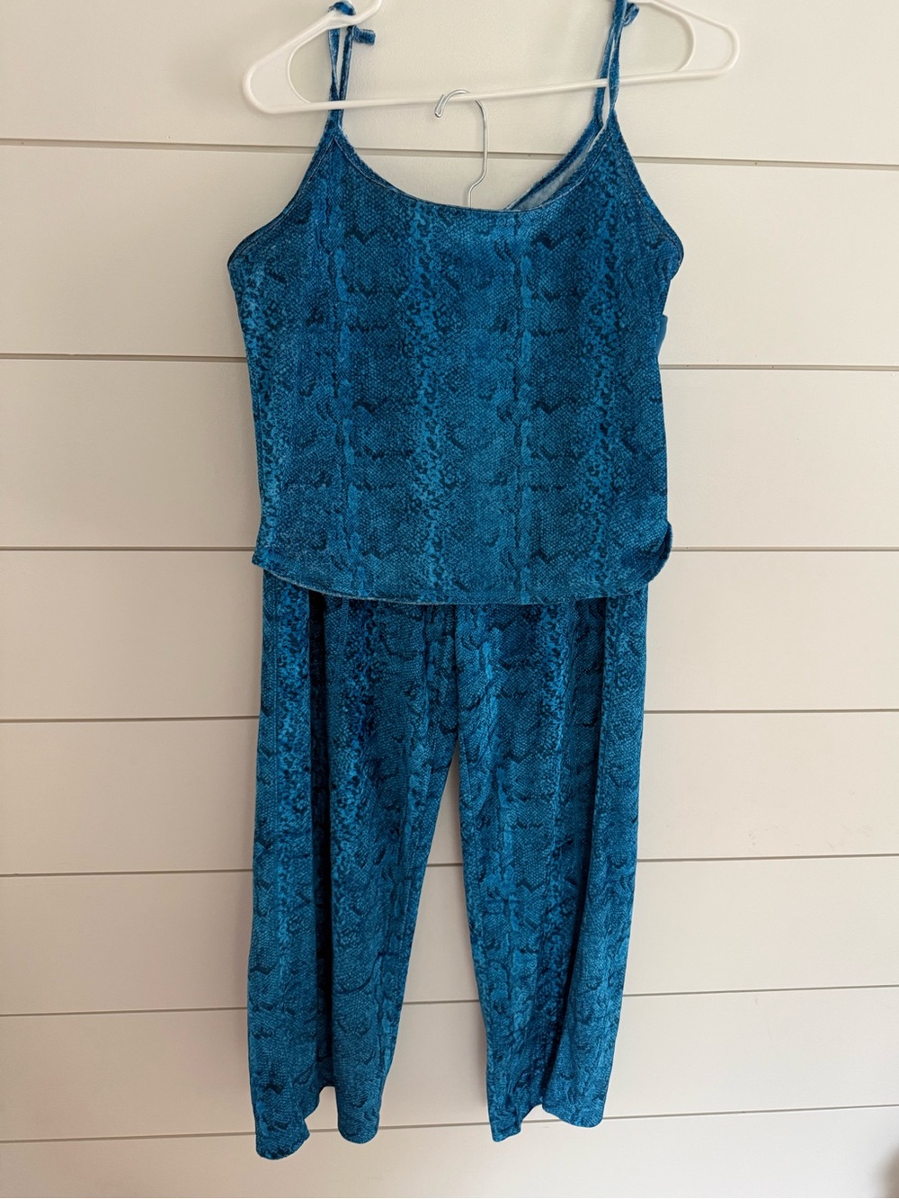 Vintage Y2K Mudd Velvet Pajama Set Size Large Blue Snakeprint Cami Pants Retro